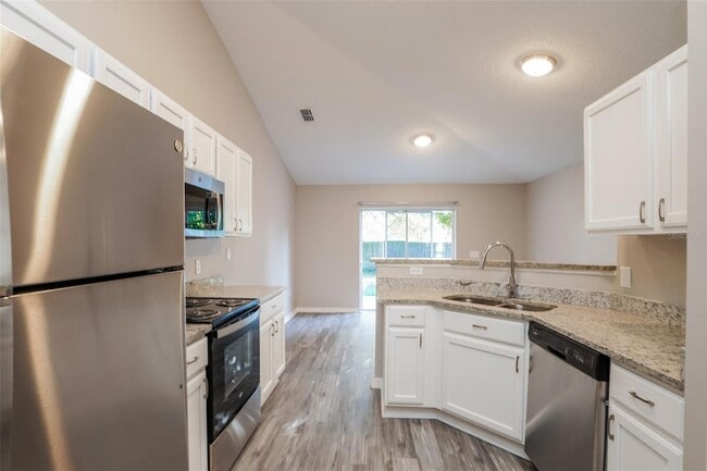 Building Photo - 2077 Whispering Trails Blvd