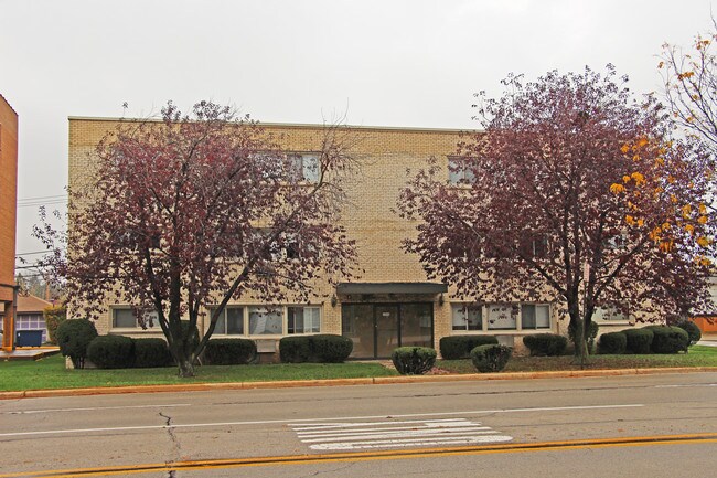 Foto del edificio - 5000 Church Apartments