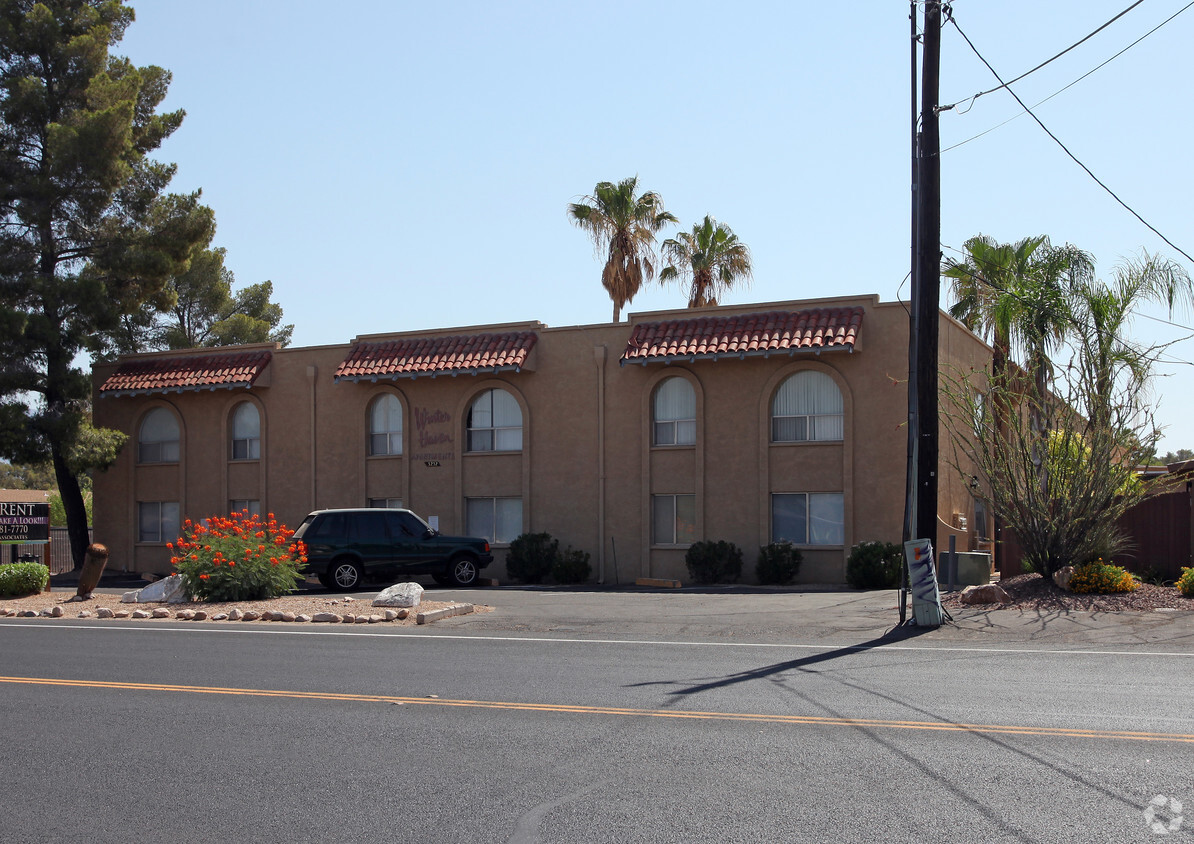 Building Photo - The Winterhaven Apartments