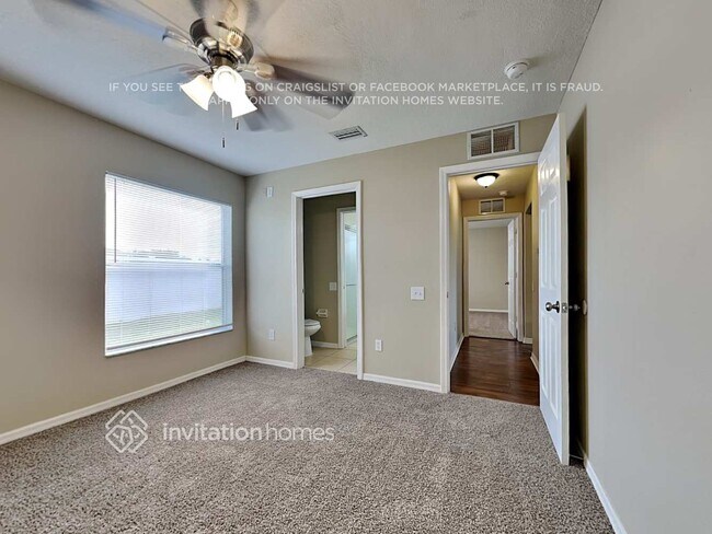 Foto del edificio - 4332 Windmill Pointe Dr