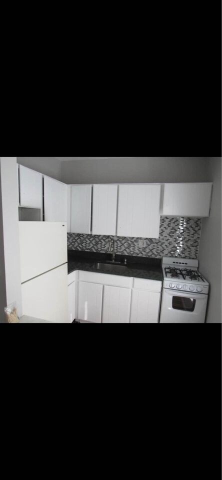 Cocina super linda - 117 E St SE