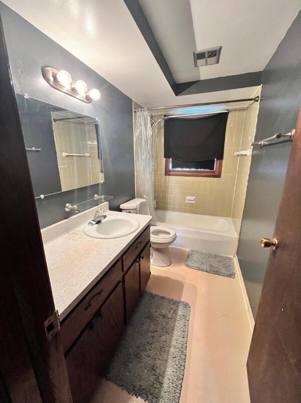 Primary Photo - 3431 E Grange Ave