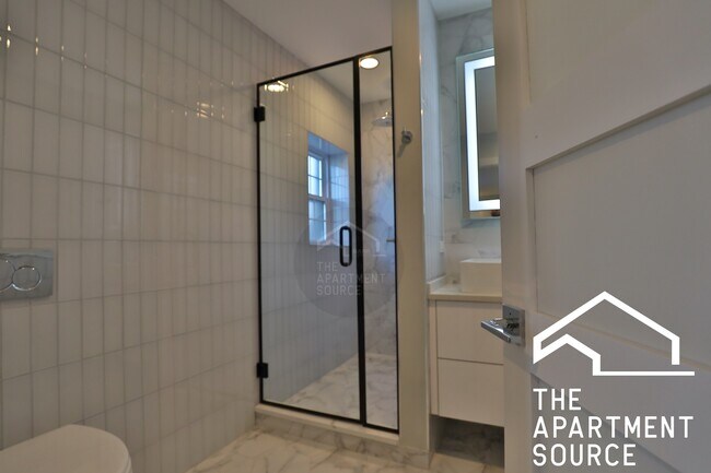 Foto del edificio - 1436 W Blackhawk St