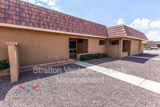 Foto del edificio - 427 W Pontiac Dr