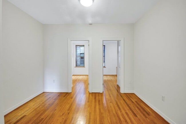 Building Photo - 358 W 45th St
