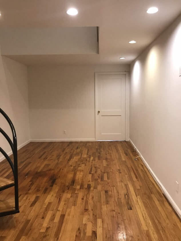 Foto principal - 163 E 89th St