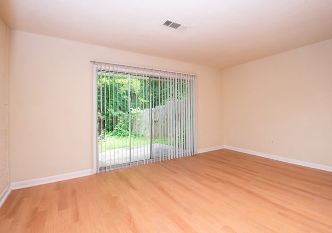 Foto del edificio - Clarkston Townhomes