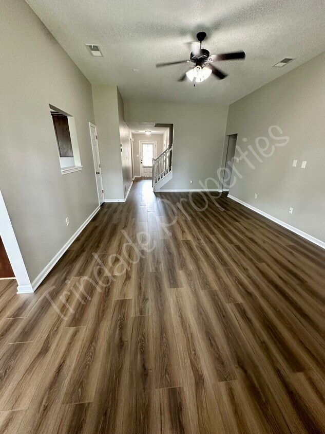 Primary Photo - 5673 Bedford Loop E