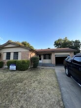 Building Photo - 1402 Missouri Ave