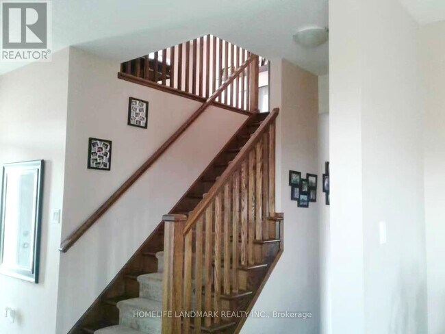 Building Photo - 212 Westfield Pl