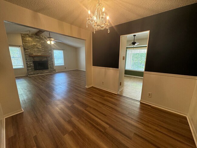 Foto del edificio - 3-Bedroom House for Rent in Killeen