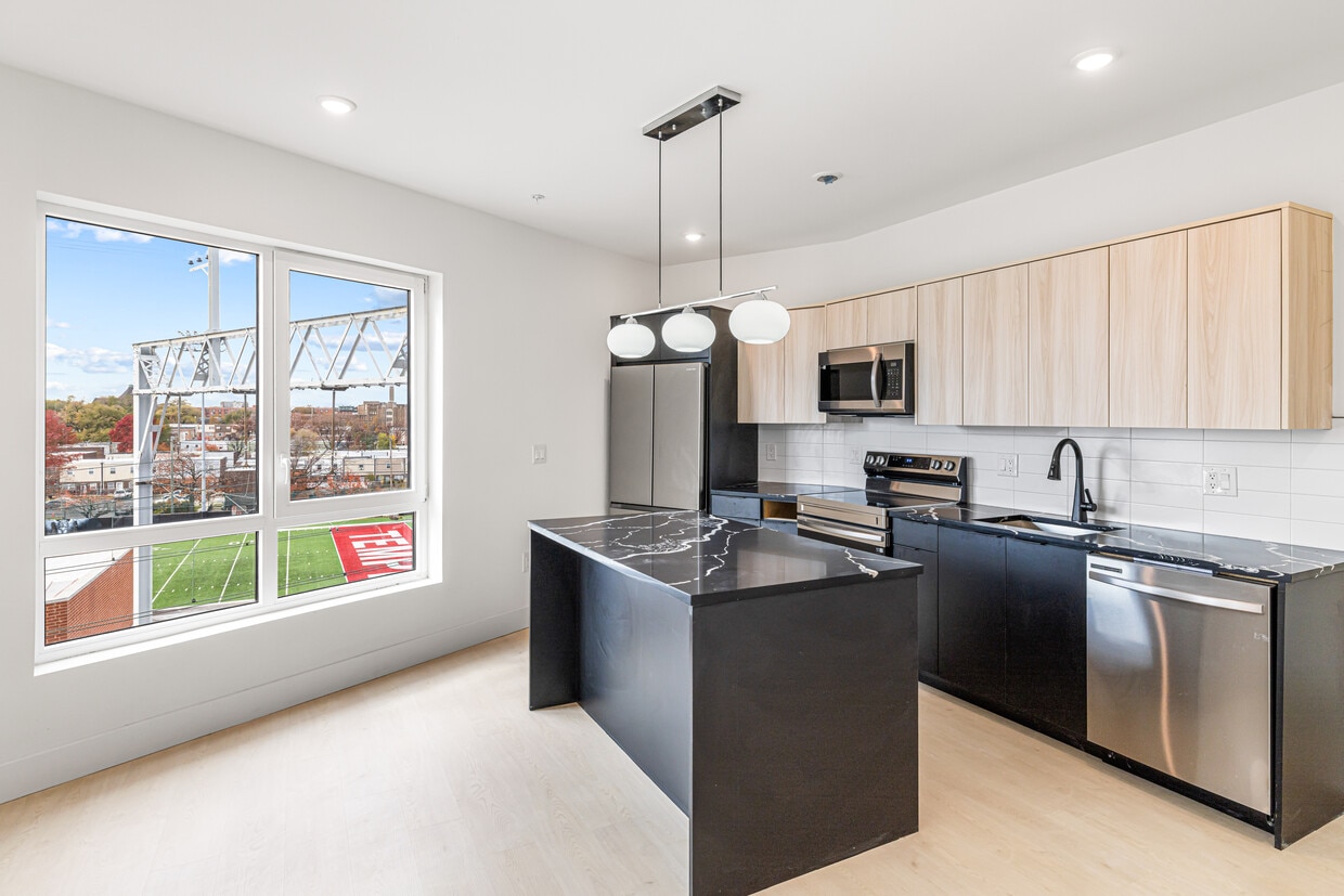 Photo - 2132 N 10th St (Philadelphia, PA)