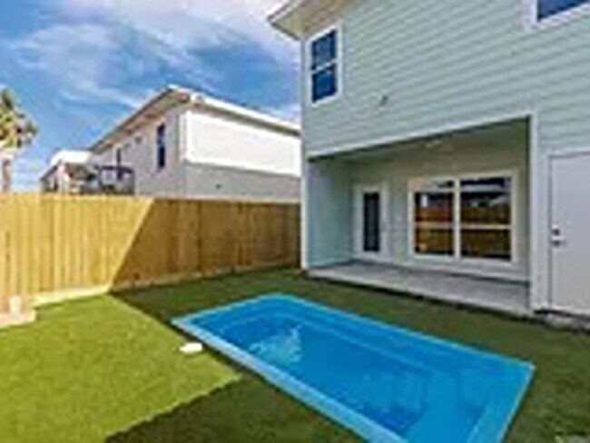 Building Photo - 13970 Fortuna Bay Dr