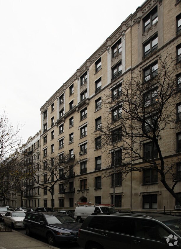 Foto principal - 528-530 W 111th St