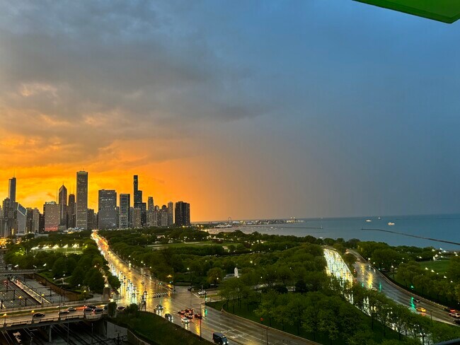 Foto del edificio - 233 E 13th St