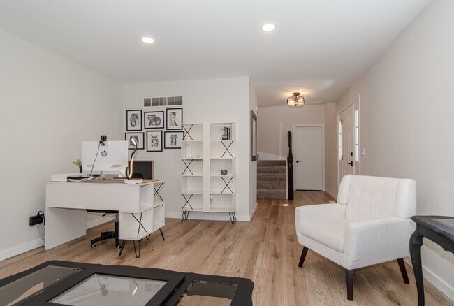 Foto del edificio - 5309 Maple Glen Dr