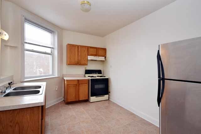 Foto del edificio - 7933 S Rhodes Ave