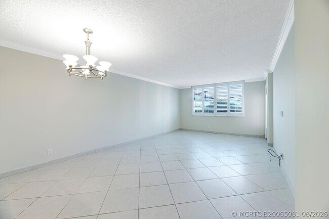 Foto del edificio - 3800 N Hills Dr