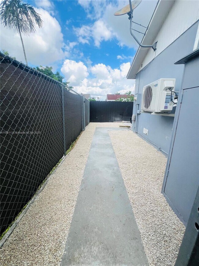 Foto del edificio - 13065 SW 263rd Terrace