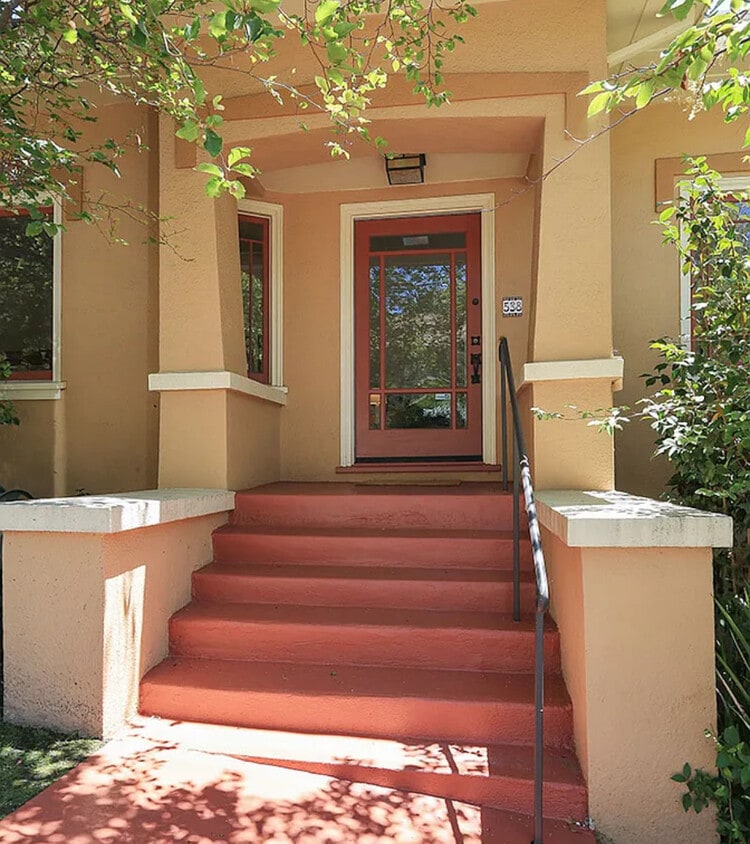 Primary Photo - 538 Kenmore Ave