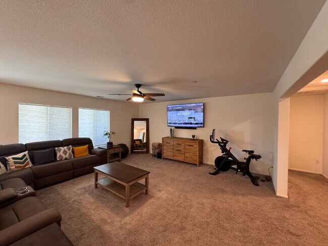 sala de estar - 15659 Whispering Creek Way