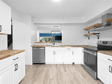 Foto del edificio - 2620 Cove Point Pl