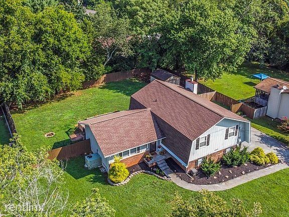 Building Photo - 4 br, 3 bath House - 11317 Silver Springs Dr