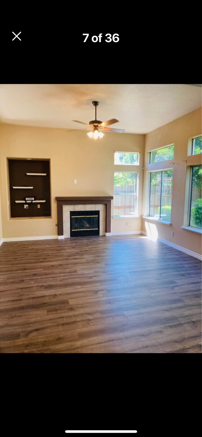 Building Photo - 943 Pearwood Cir