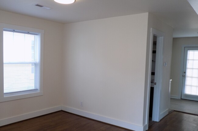 Foto del edificio - Coming Soon! Lovely 2 Bedroom Bungalow in ...