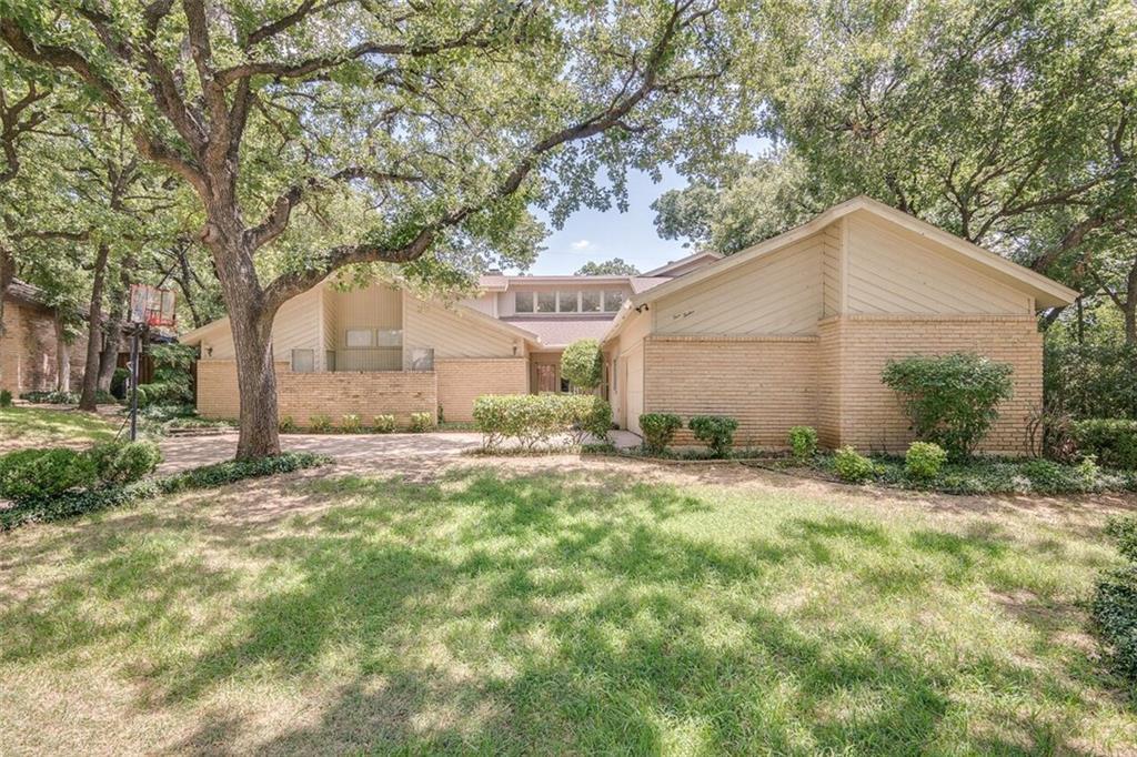 Foto principal - 512 Country Wood Ct