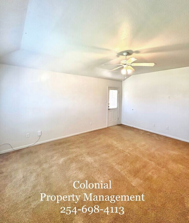 Building Photo - 1627 Yuma Trail