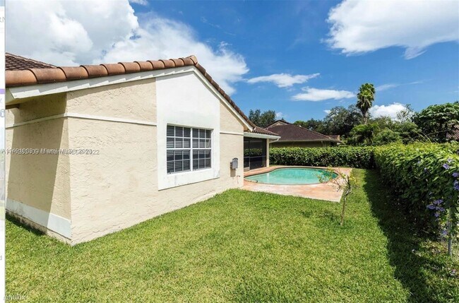 Building Photo - 3 br, 2 bath House - 10428 NW 9th Mnr # 10428