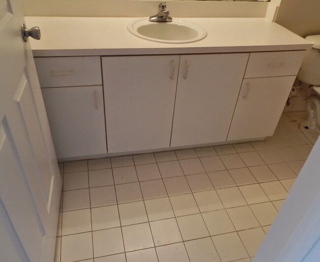 Foto del edificio - 3844 Lyons Rd