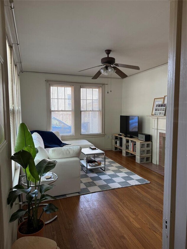 Foto principal - 1417 W Lynn St