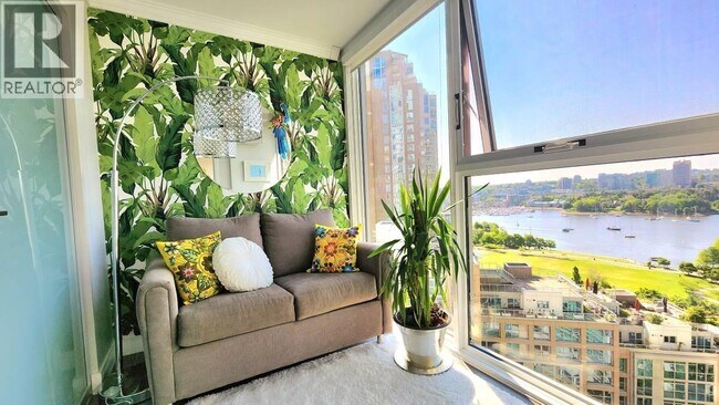 Photo du bâtiment - 1323 Homer St