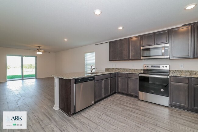 Foto del edificio - 313 Kensington View Dr