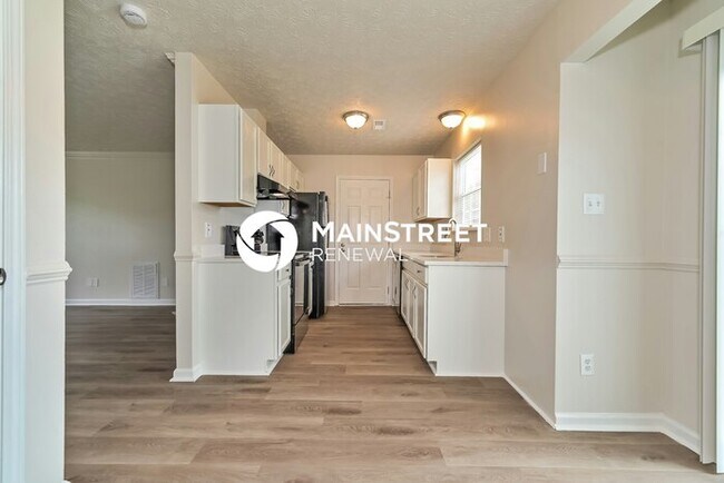 Foto del edificio - 3 Bedroom Pet-Friendly Home in POWELL, TN with Main Street Renewal
