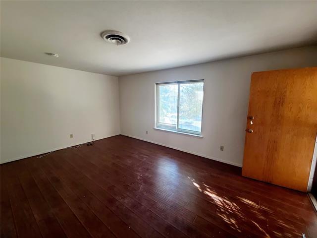 Building Photo - 10723 Lake Gardens Dr