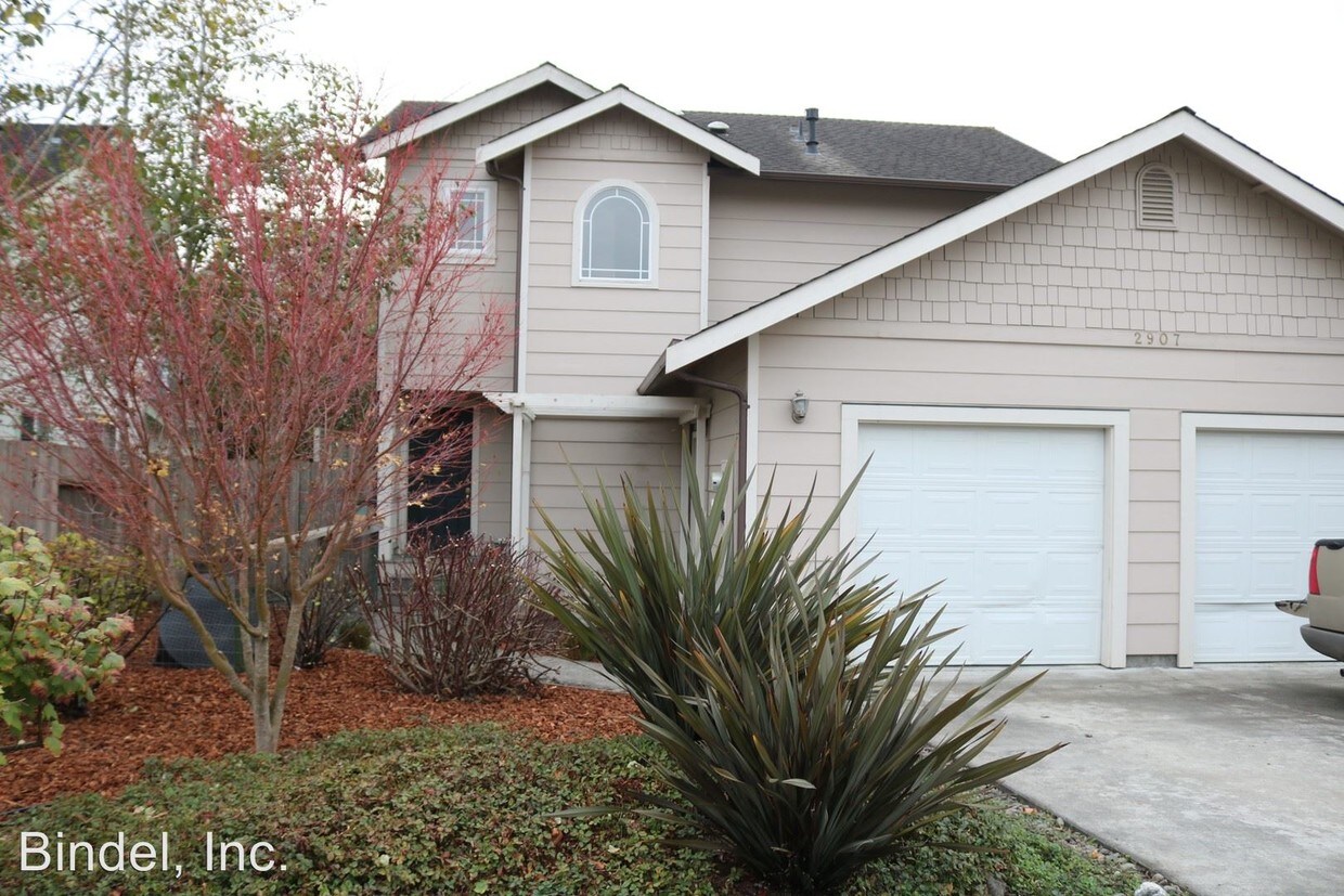 Foto principal - 2907 Janes Creek Dr
