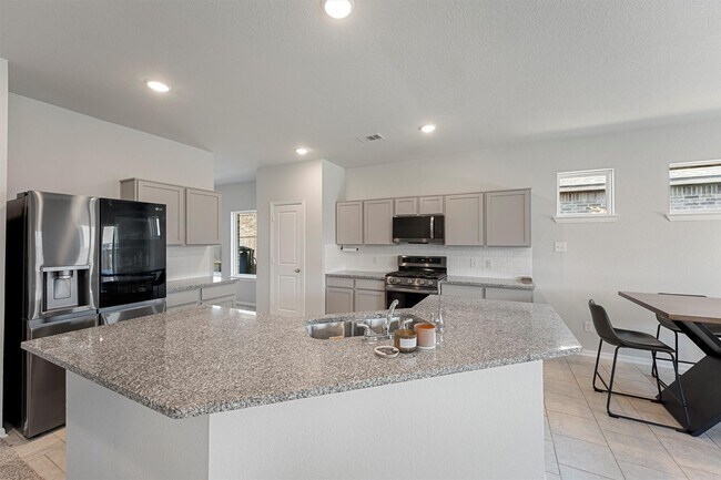 Foto del edificio - 10511 Kings River Dr