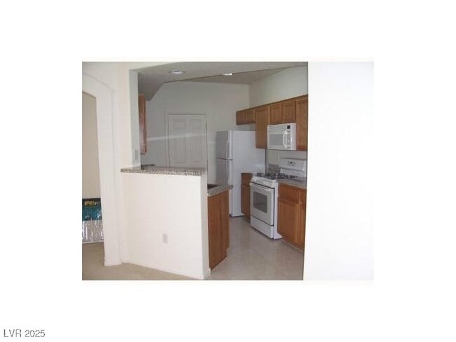 Building Photo - 5855 Valley Dr