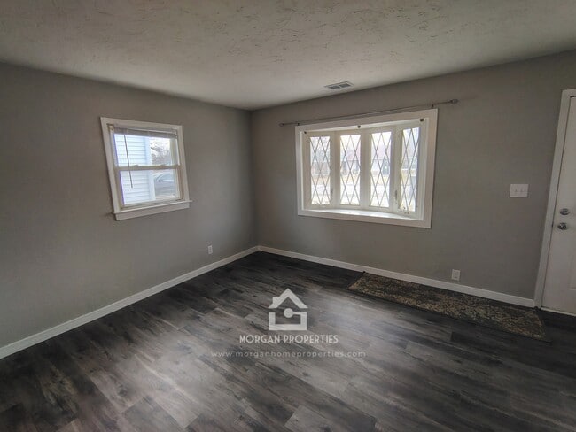 Building Photo - 318 Elva St