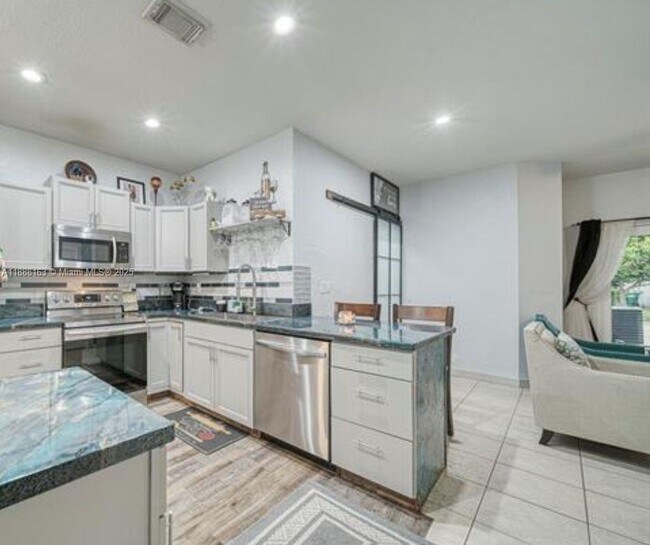 Foto del edificio - 13950 SW 276th St