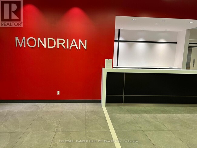 Photo du bâtiment - 324 Laurier Ave W