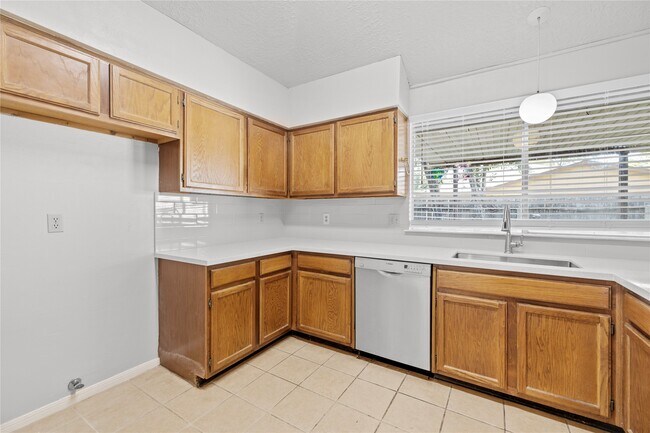 Foto del edificio - 8118 Vista Del Sol Dr