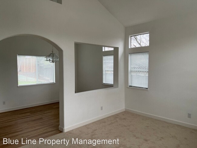Building Photo - 3 br, 2.5 bath House - 5100 Comanche  Ct