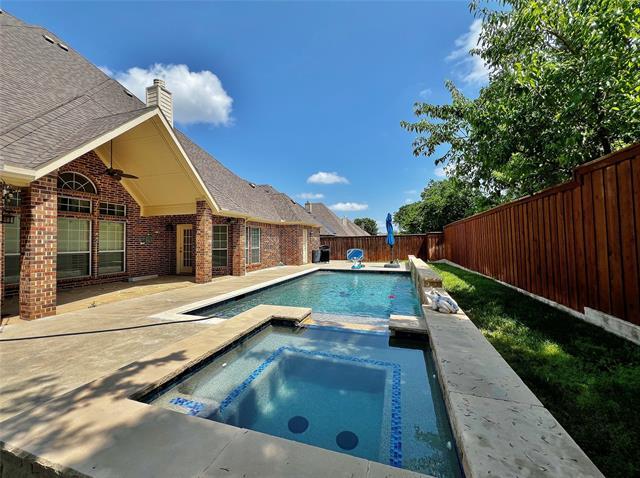 Building Photo - 507 Montclaire Dr