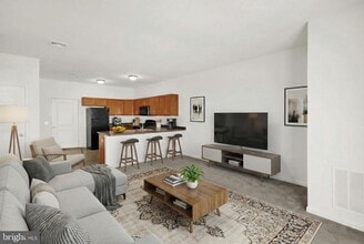 Building Photo - 113 Legacy Blvd