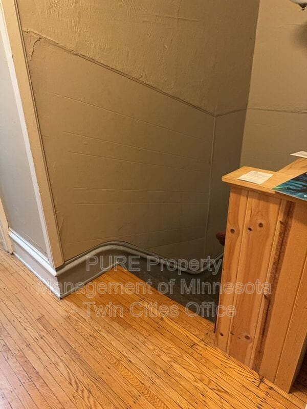 Building Photo - 514 5th Ave SE