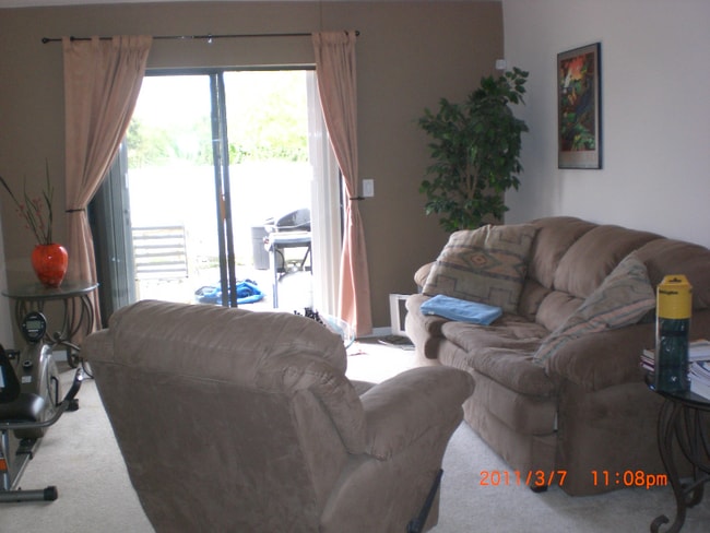 Building Photo - 1140 Luminary Cir